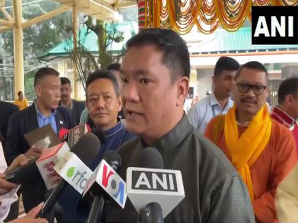 Arunachal CM Invites Dalai Lama; Push for Karmapa's Return Grows