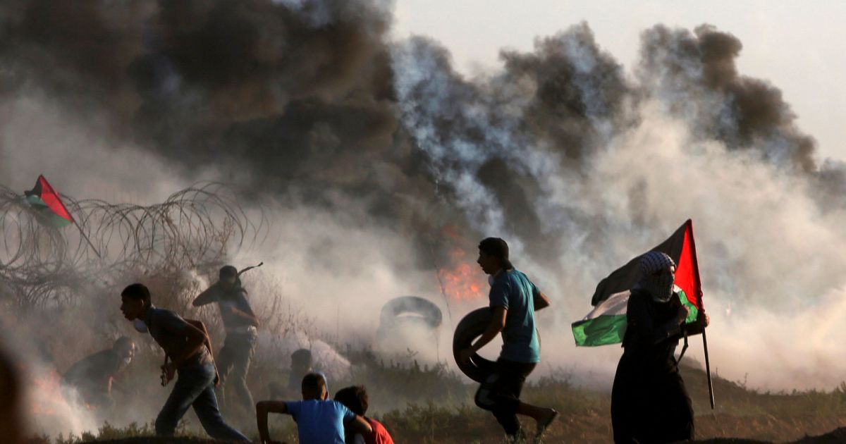 UPDATE 1-Palestinians say Israeli troops kill three, including a child, at Gaza protest