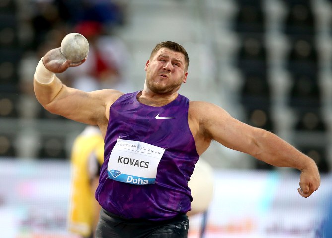 UPDATE 1-Athletics-Kovacs snatches shot put gold on final throw