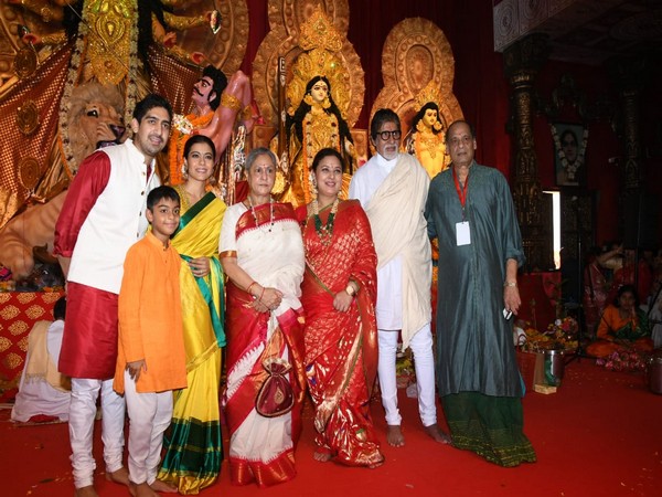 Bollywood stars celebrate Durga Ashtami with great zeal