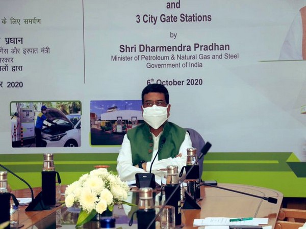 Union minister Dharmendra Pradhan inaugurates 42 CNG stations, 3 City Gate stations
