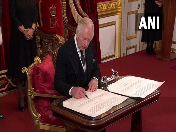 Charles hosts first State Visit as King for South African President