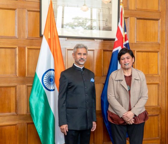 Nanaia Mahuta welcomes Indian Foreign Minister with mihi whakatau ceremony