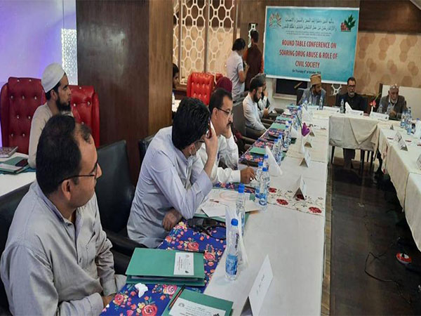 Center for Youth Development organises brainstorming session on drug abuse in Kashmir, eminent personalities attend