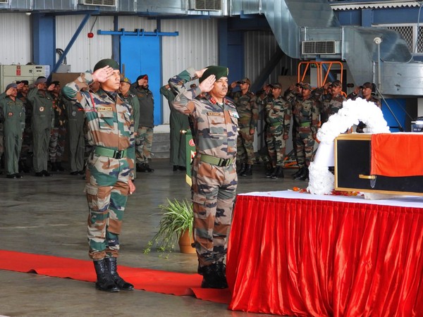 Indian Army pays obeisance to pilot killed in Cheetah helicopter crash