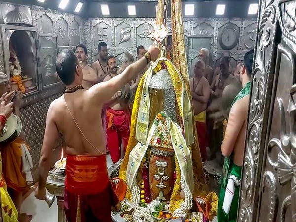 Mahakaleshwar Temple's Laddu Prasad Excels in Food Safety Tests; Boosts Devotees' Faith