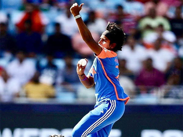 Arundhati Reddy's Stellar Bowling Secures India's Victory Over Pakistan in Women's T20 World Cup