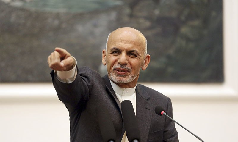 Ashraf Ghani calls Imran Khan expressing gratitude for peace talks with Taliban