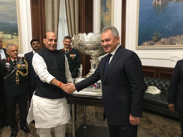 Moscow: Rajnath Singh co-chairs IRIGC-M&MTC meeting with Russian counterpart 