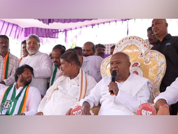 Former PM Deve Gowda Challenges Congress Candidate's Lake Filling Claims