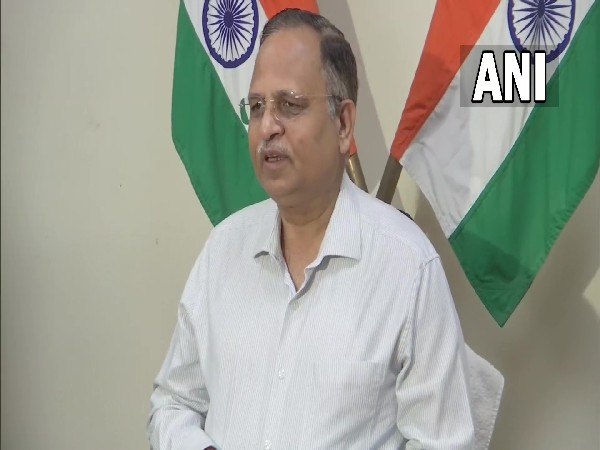 COVID-19 Omicron variant coming from abroad, need to stop international flights: Satyendra Jain