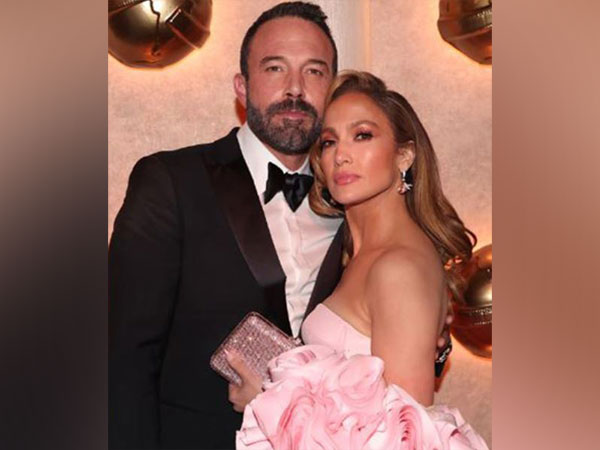 Jennifer Lopez and Ben Affleck Finalize Amicable Divorce