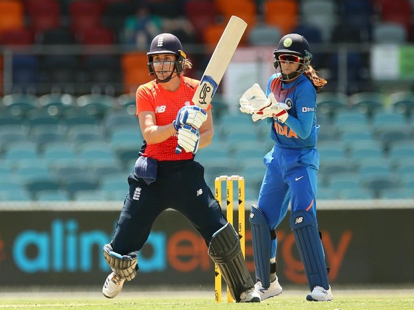 India women lose again in Triangular series, go down to England by four wickets