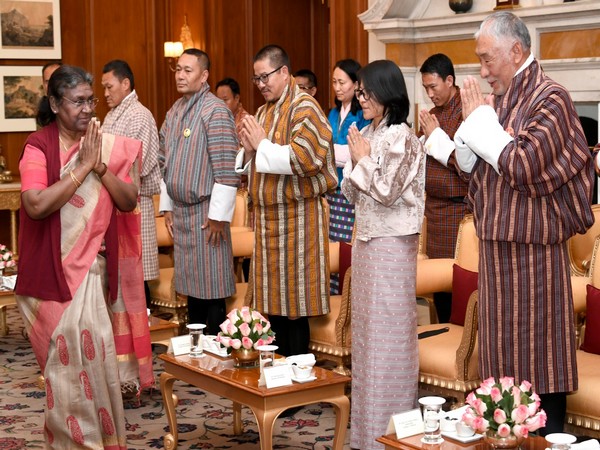 Bhutan's parliamentary delegation calls on President Murmu