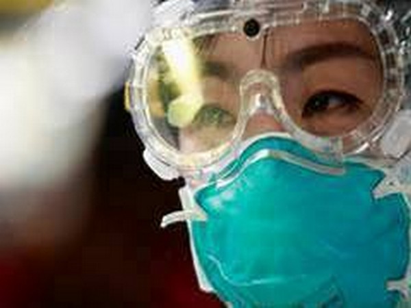 Coronavirus: Beijing announces wearing masks outdoors not necessary