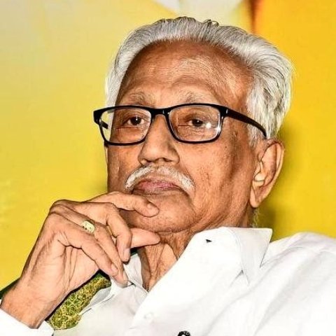 Veteran DMK leader Anbazhagan dead; thousands bid tearful