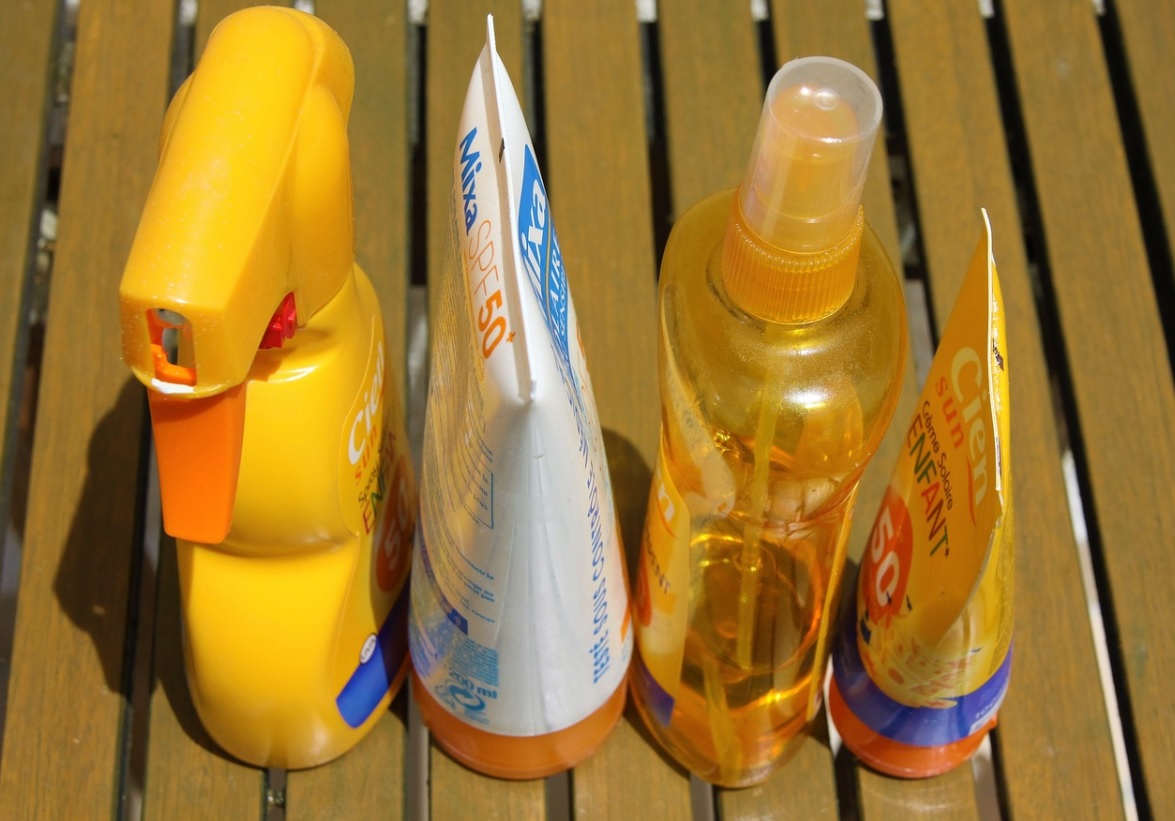Sunscreen thoroughly protects skin's blood vessels from damage, says study 