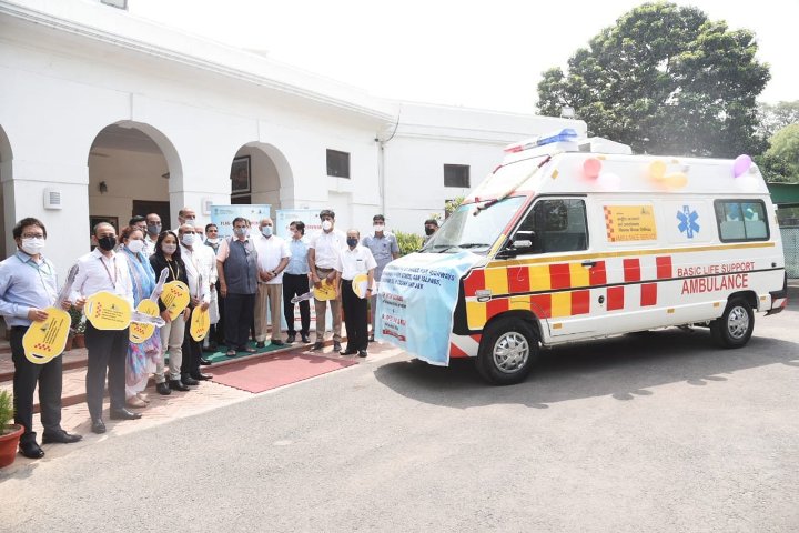 90 Basic Care Ambulances flagged off by Nitin Gadkari