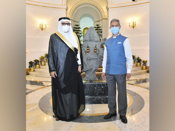 Bahrain expresses interest in setting up pharmaceutical, vaccine production units with India's support