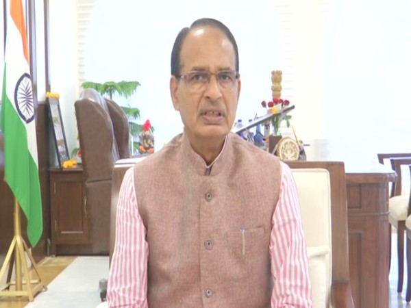 Shivraj Singh Chouhan expresses condolences over death of people in Indore fire incident