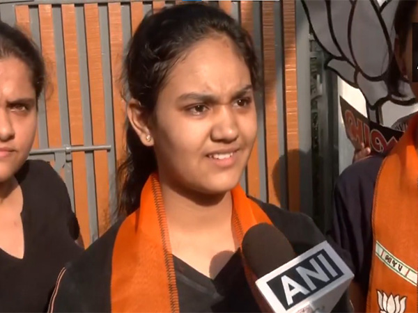 "Can't describe feeling in words...": Kids voice delight after catching PM Modi up close