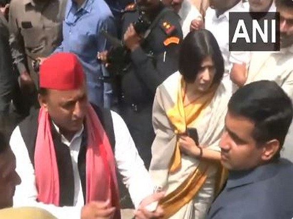 "People upset with government, BJP will face a very bad defeat": Akhilesh Yadav after casting his vote