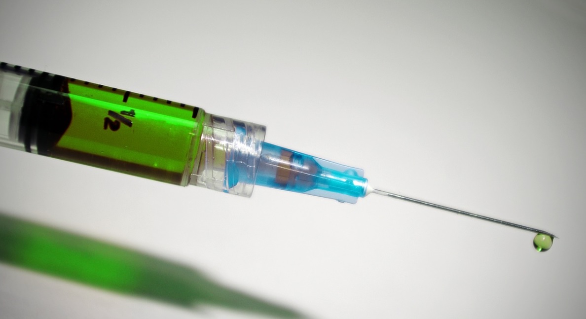 Coronavirus vaccine possible in early 2021, says European agency