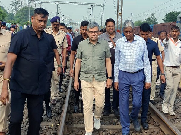 51 hours, over 2300 staff, here's how Ashwini Vaishnaw-led team worked on Odisha Rail Accident