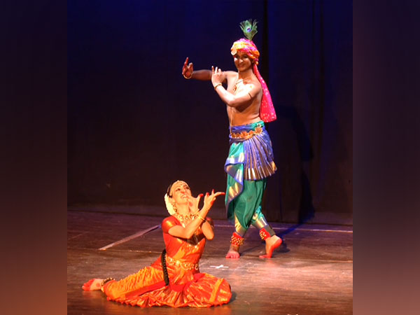 Mesmerizing Musical Play Revives the Legend of Meera Bai in Andheri West