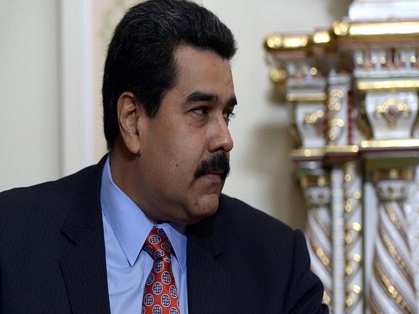 UPDATE 1-Maduro says 'thank God' for dollarization in Venezuela