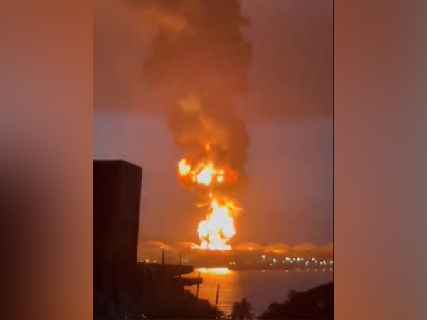 80 injured, 17 missing as lightning strikes oil storage facility in Cuba