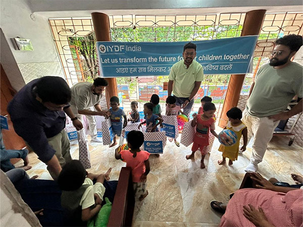 Heartwarming Charity Event by IYDF and Shake Shook Cafe Brings Joy to Jamshedpur Children