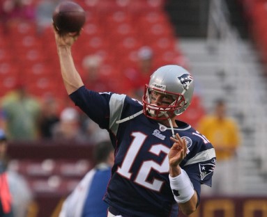 Brady passes Manning for 2nd in passing yards