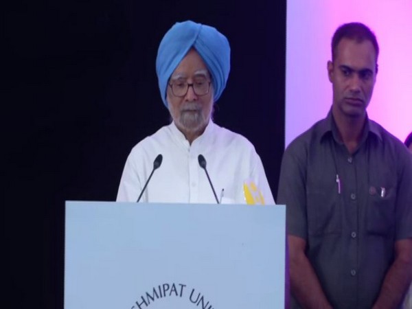 SC, EC, CBI are expected to function independently: Manmohan Singh
