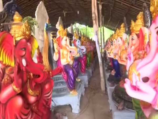 Artisans in Moradabad making small, eco-friendly Ganesha idols this year