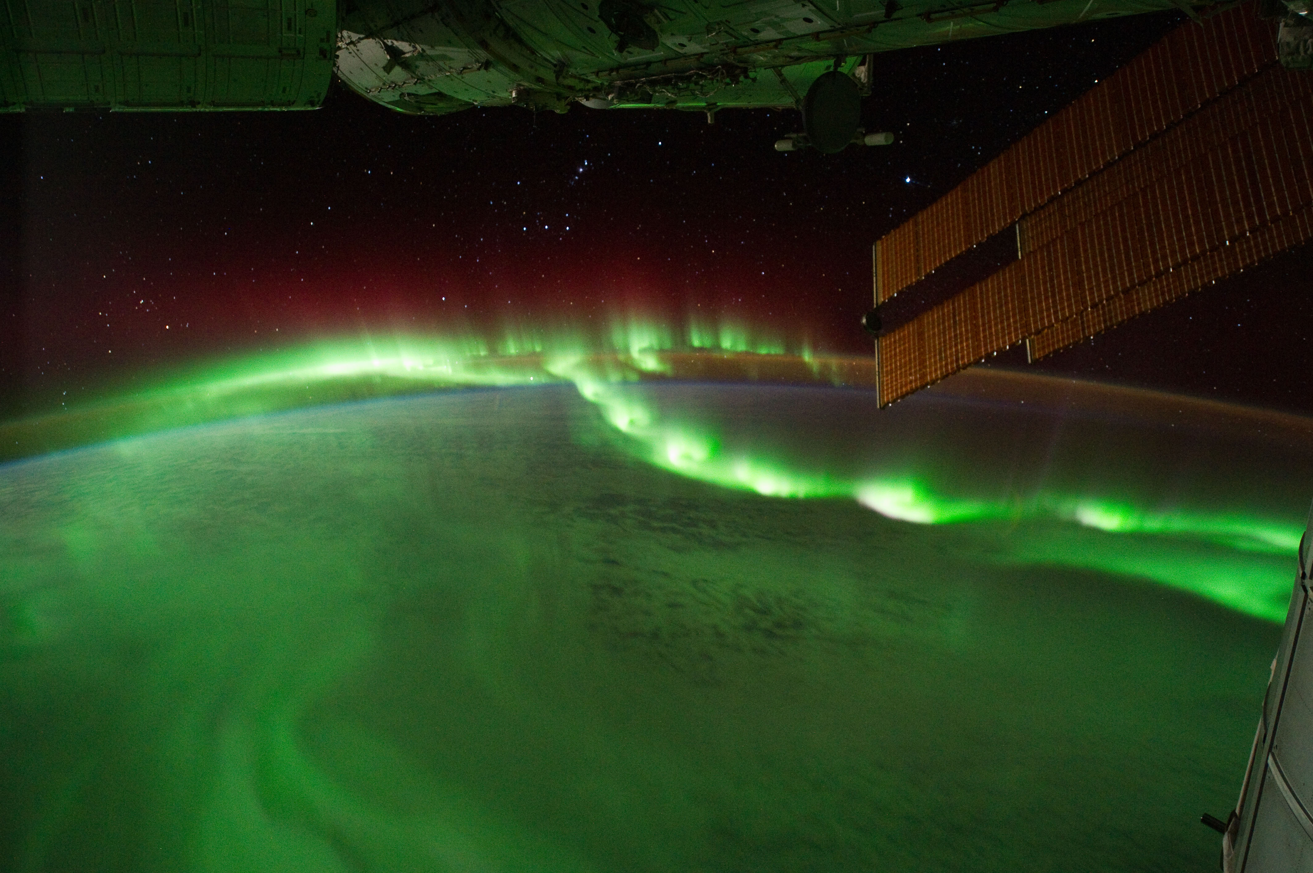 Astronaut aboard space station shares video of stunning aurora borealis