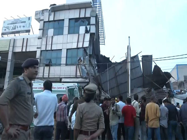 Tragic Collapse in Lucknow: One Dead, Several Feared Trapped