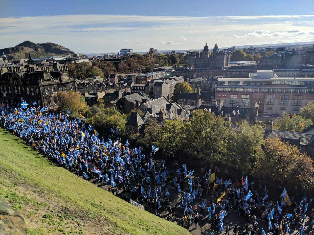 Thousands march through Edinburgh to support Scottish independence from UK