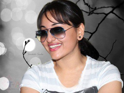 Sonakshi Sinha not ready to comment on Tanushree Dutta's allegations