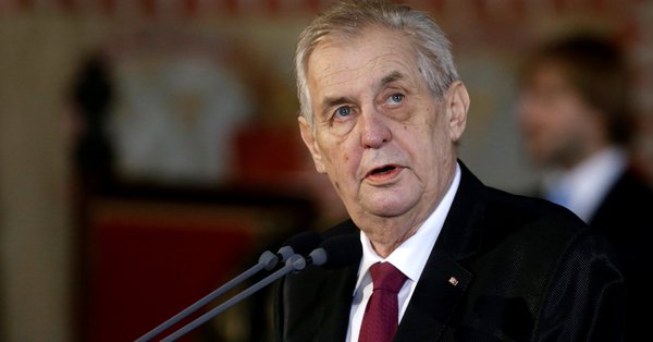 Milos Zeman defends remark about over 90 pct unemployment rate in Roma