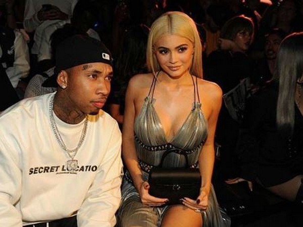 Kylie Jenner and ex Tyga spotted partying at same night club