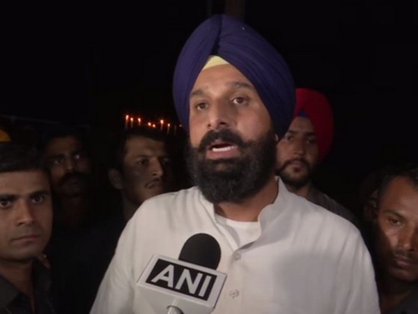 Punjab govt failed to give jobs to the family members of victims killed in Rail accident : Bikram Singh Majithia