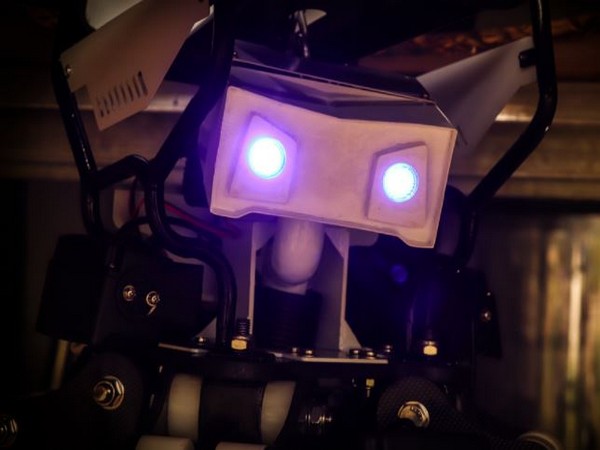 COLUMN-New era of robot war may be underway unnoticed: Peter Apps