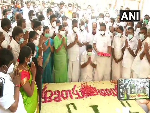 Tamil Nadu polls 2021: After EPS named as CM candidate, AIADMK pays tribute to Jayalalithaa 