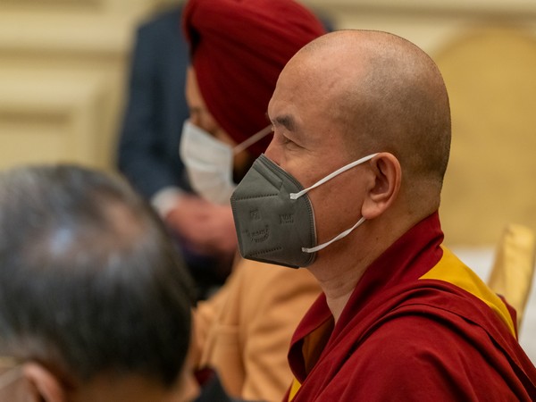 Beijing pushes Tibetan Buddhists to translate classroom texts to Mandarin