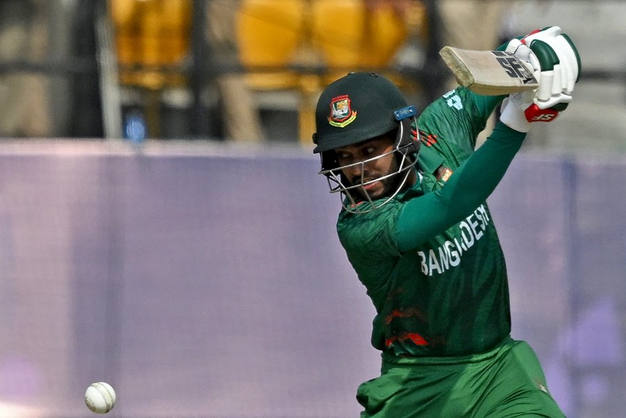 Mehidy Hasan's Five-Wicket Haul Puts Bangladesh in Command