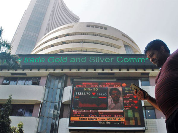 Indian Markets Rally on Positive Global Cues Amid Geopolitical Concerns