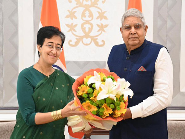 Atishi Meets Vice-President Dhankhar for Delhi's Progress