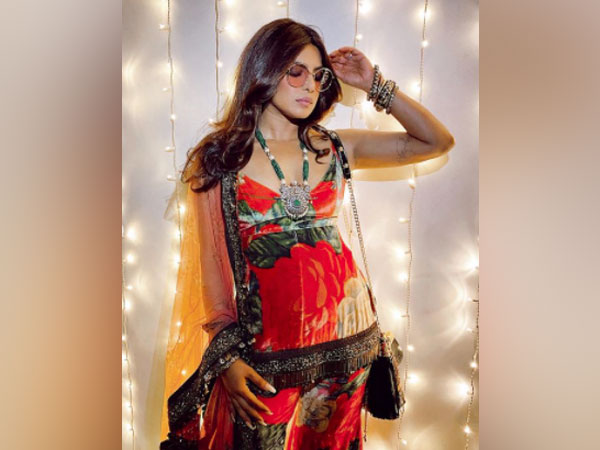 Priyanka Chopra ends Diwali celebrations with stunning boho-chic attire