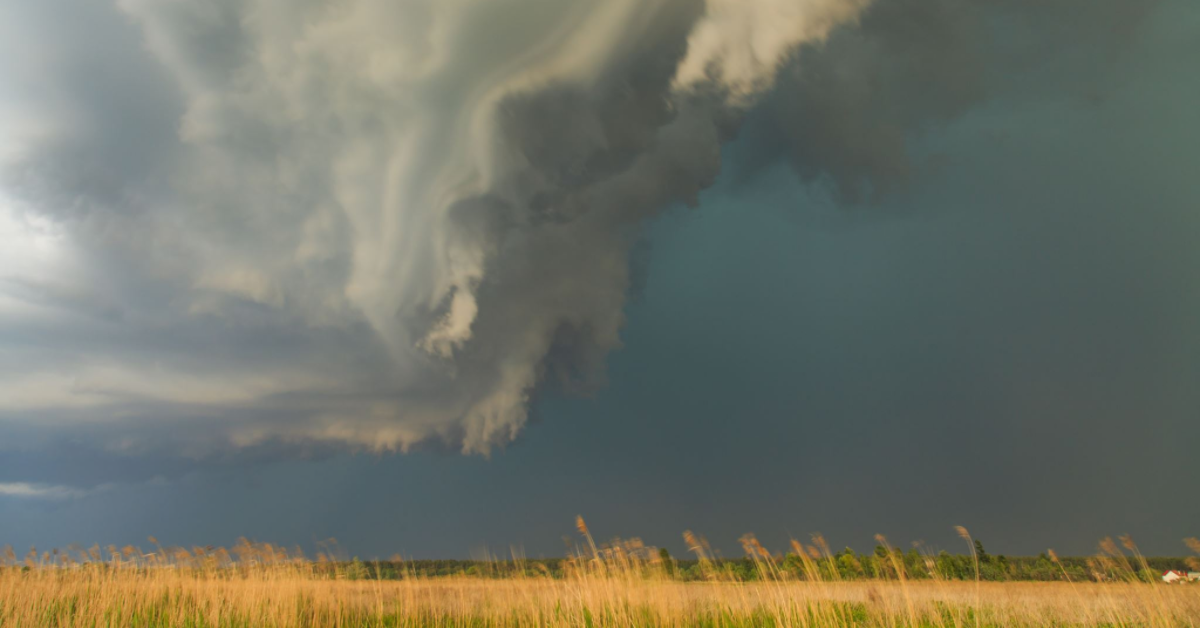 The Science Behind Violent Tornadoes: Exploring Their Formation